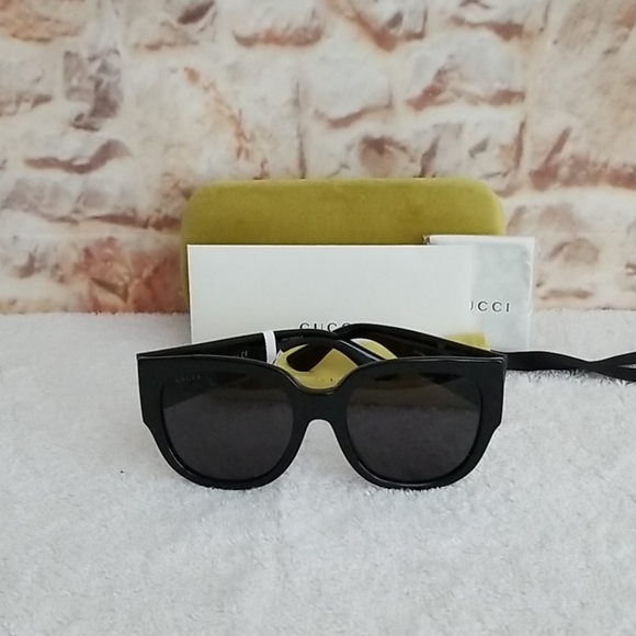gucci 54mm square sunglasses